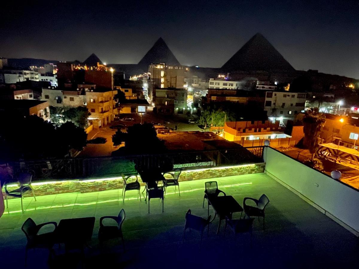 Pyramids Homeland Inn *